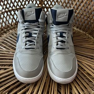 Nike Court Borough Mid (838938-041) Men’s sz 11.5